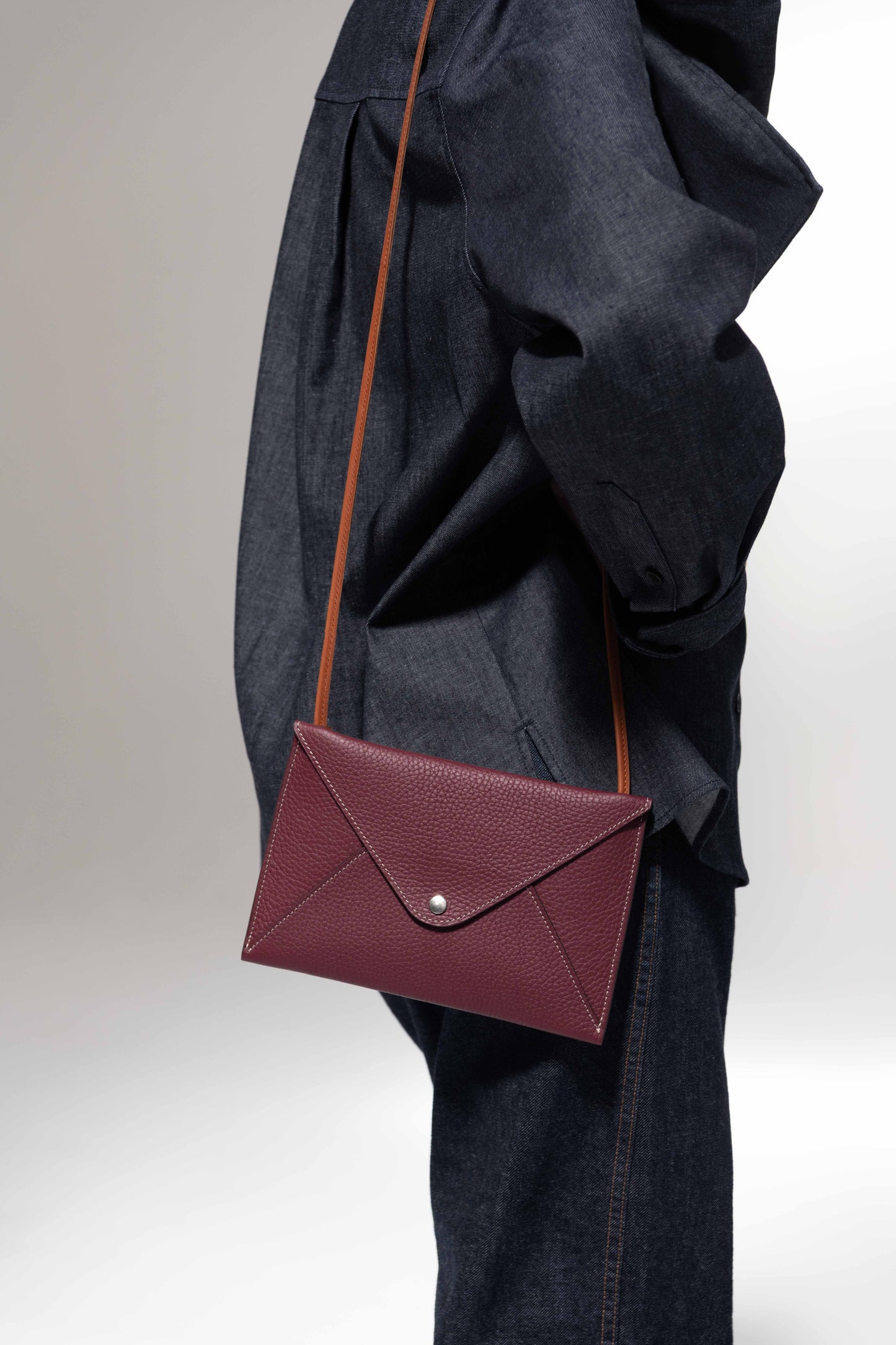 VICE VERSA Pouch