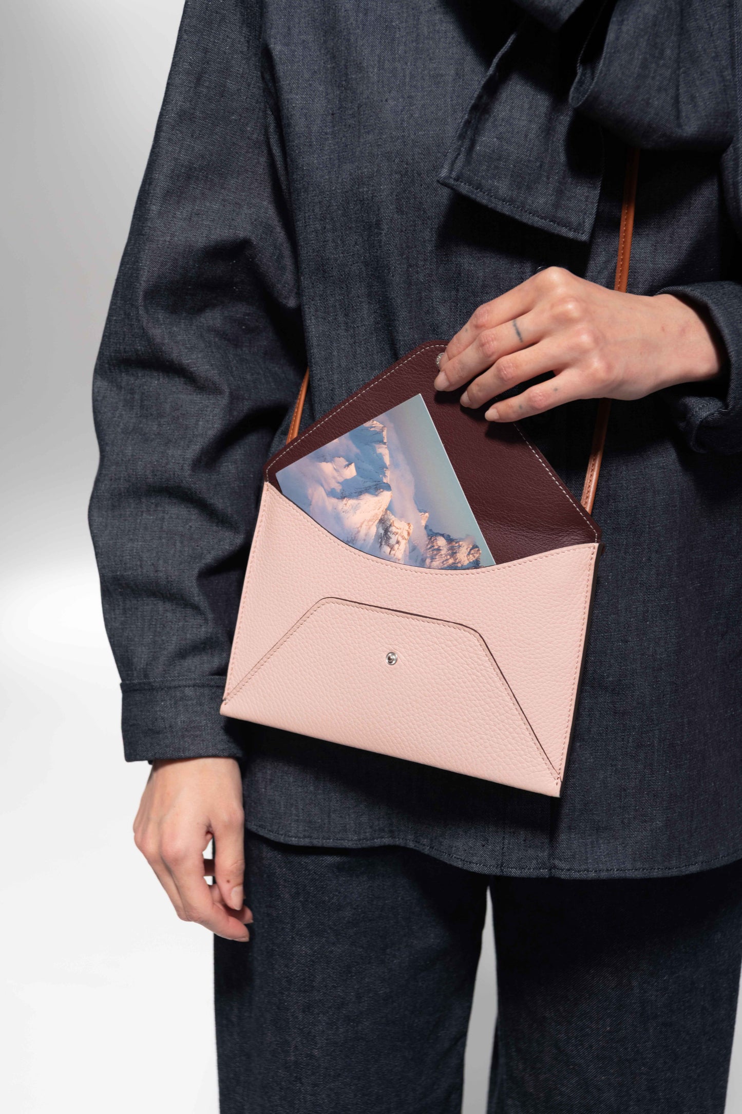 VICE VERSA Pouch