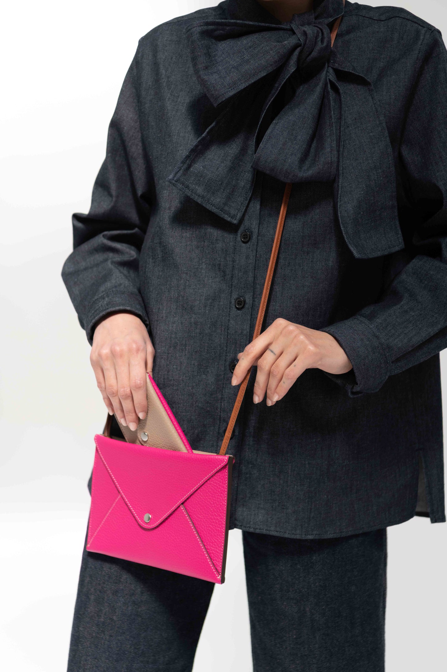 VICE VERSA Pouch