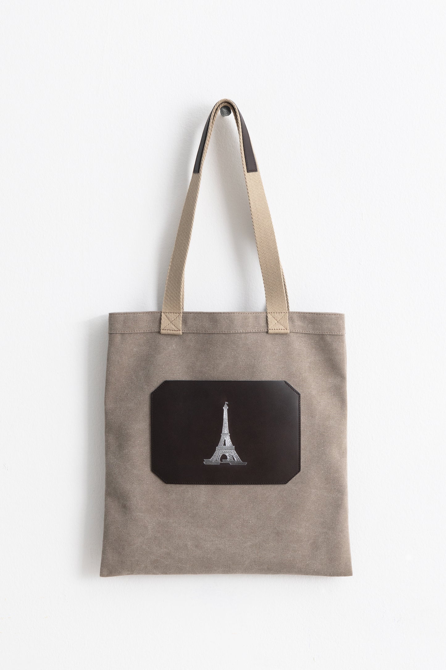 Tour Eiffel Tote Bag